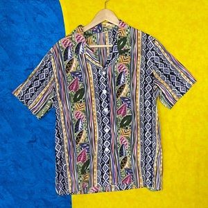 Thrifted VINTAGE PRINT BLOUSE/ Unknown brand